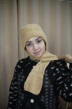 Beige Knit Beanie – Elegant Texture & Warmth   বেইজ নিট টুপি – আভিজাত্যপূর্ণ টেক্সচার ও উষ্ণতা - Image 4